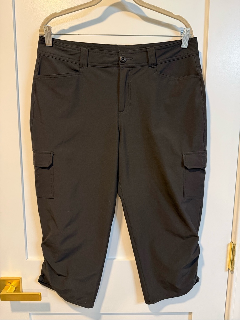 Eddie Bauer Women’s Black Tech Capris - Size 10